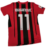 AC Milan 2022/23 hazai gyermek mezgarnitúra Ibrahimovic felirattal 
