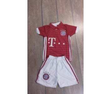 Bayern München mezgarnitúra Lewandowski