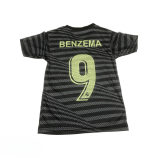 2022/23-as Real Madrid mezgarnitúra Benzema felirattal 