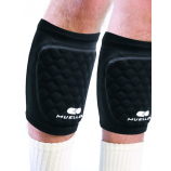 Mueller Diamond Pad Könyök-, Térd-, és Sípcsontvédő, fekete (Diamond Pad Elbow Knee Shin)