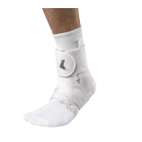 Mueller The One Bokarögzítő/Bokavédő, fehér (The ONE Ankle Brace)