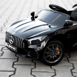 MERCEDES GYERMEKJÁRMŰ   AMG GTR-S modell 98,5 X 55 X 41 CM