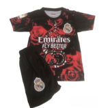 2023/24-as Real Madrid gyerek mezgarnitúra Vini Jr. felirattal - 110cm és 165cm