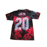2023/24-as Real Madrid gyerek mezgarnitúra Vini Jr. felirattal 