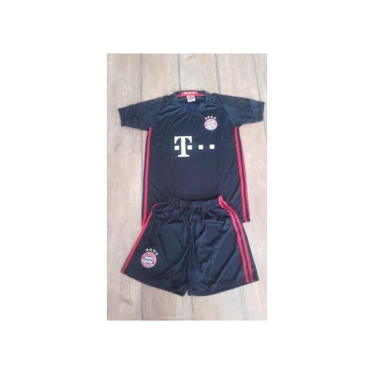 1=2 Bayern München Neuer mezgarnitúra, AJÁNDÉK EB SÁLLAL!