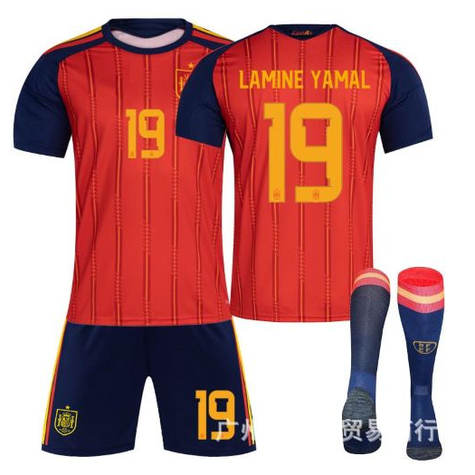 Spanyol YAMAL 2026 mezgarnitúra sportszár nélkül