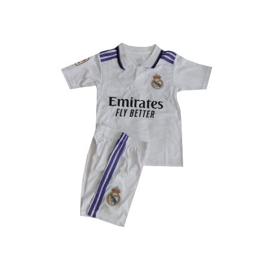 2022/23-as Real Madrid hazai mezgarnitúra Benzema felirattal 