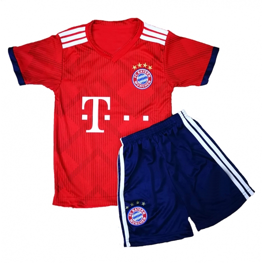 1=2 Bayern München 2018/19-es hazai mezgarnitúra Lewandowski felirattal, AJÁNDÉK EB SÁLLAL!
