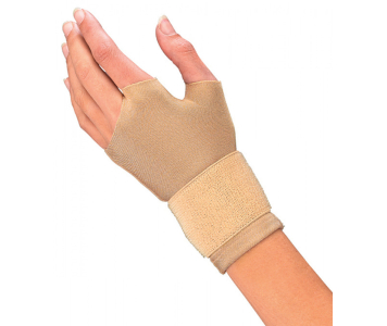 Mueller Compression Glove Beige kompressziós csuklóvédő (pár)