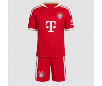 Bayern M gyermek mezgarnitűra 2026/27 Olise felirattal
