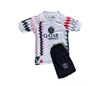 1=2 PSG 2024 MBAPPÉ gyermek mezgarnitúra,  AJÁNDÉK EB SÁLLAL!