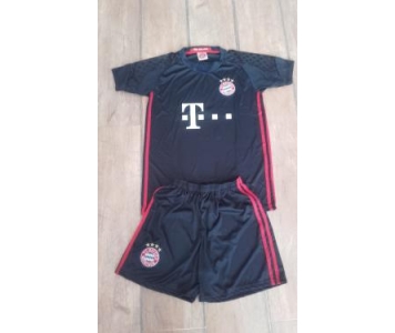 1=2 Bayern München Neuer mezgarnitúra, AJÁNDÉK EB SÁLLAL!