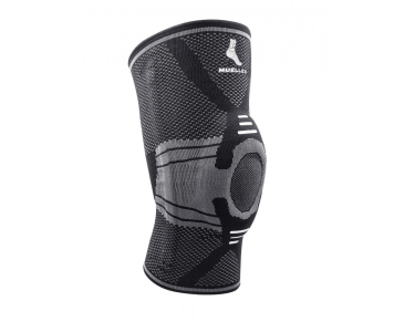 Mueller Omniforce™ Térdrögzítő/Térdvédő, KS-700 (OmniForce® Knee Stabilizer KS-700)