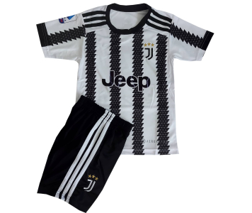 2022/23 Juventus hazai mezgarnitúra Vlahovic felirattal 