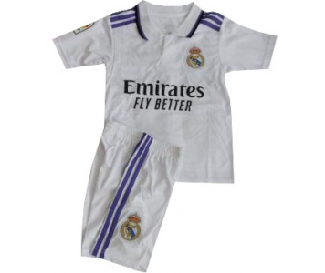 2022/23-as Real Madrid hazai mezgarnitúra Benzema felirattal 