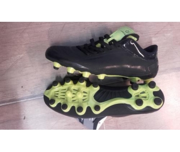 Lancast gumis futball cipő